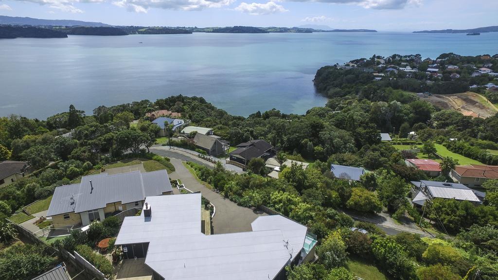 Tahi Lodge - Matakana Coast Snells Beach Exterior photo